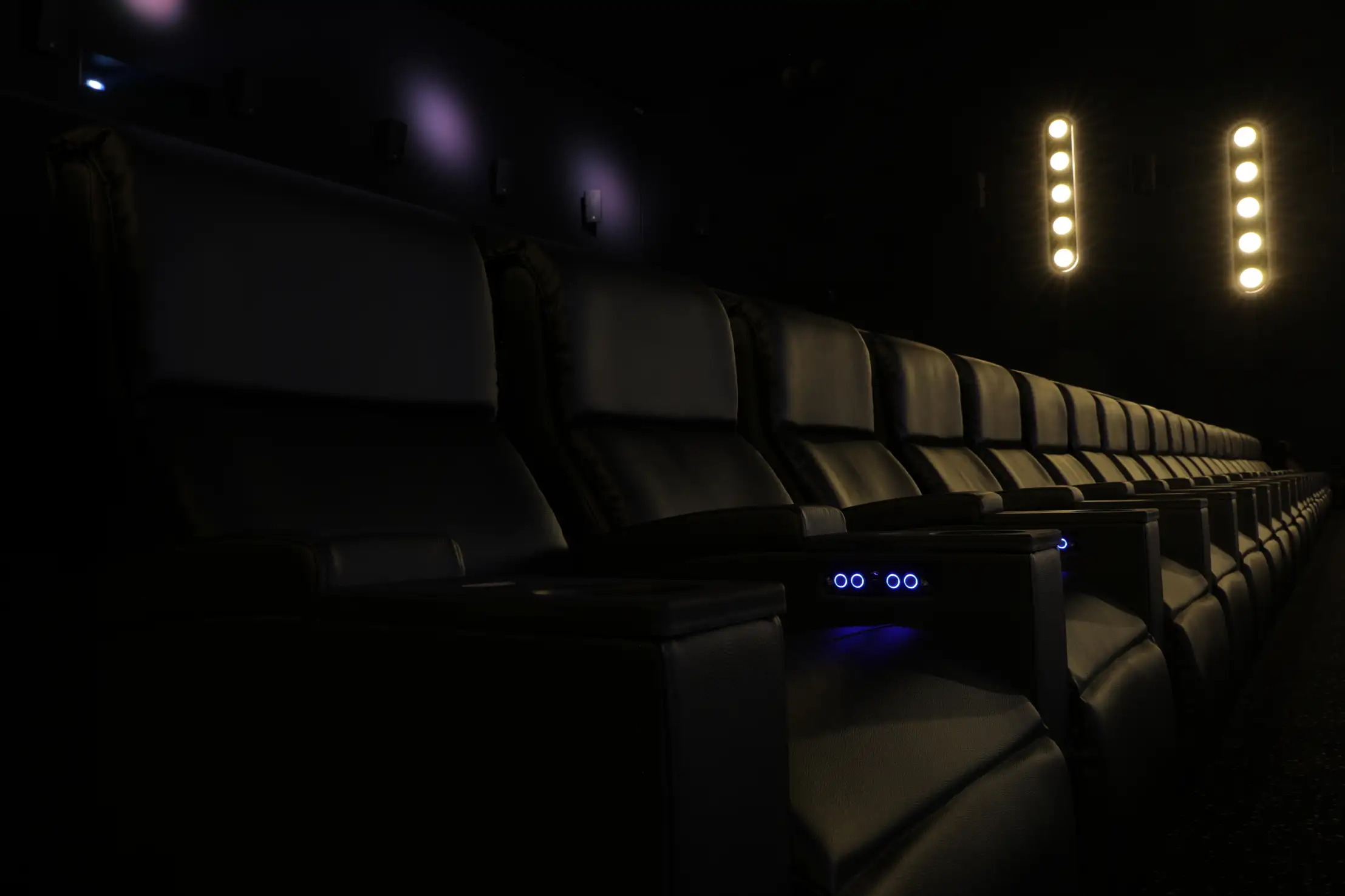 Simko Koltuk - Elektrikli Recliner Sinema Koltuğu